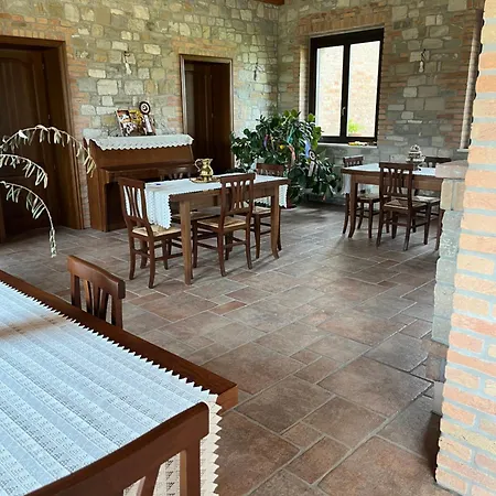 San Lorenzo Lantgård CastellʼArquato