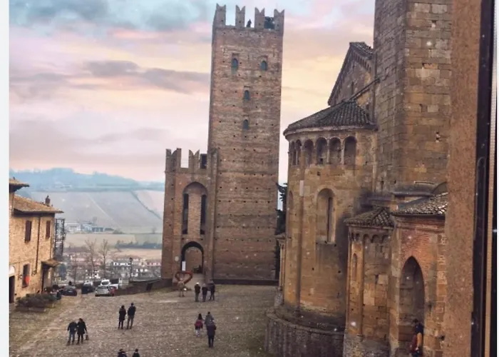مزرعة للإقامة San Lorenzo CastellʼArquato